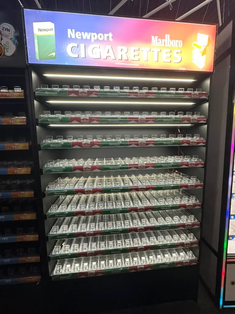 Cig Case lit.webp